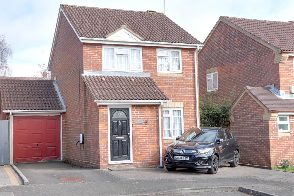Main image of property: Kings Walden Rise, Stevenage, Hertfordshire, SG2