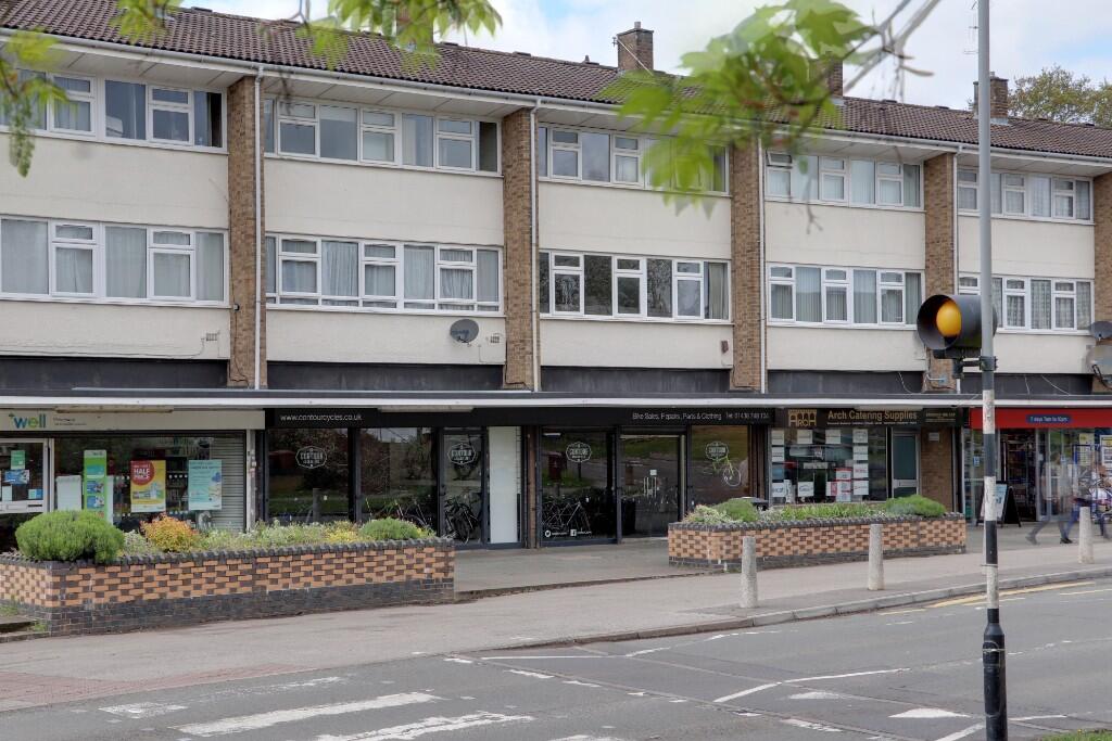 Main image of property: Broadwater Crescent, Stevenage, Hertfordshire, SG2