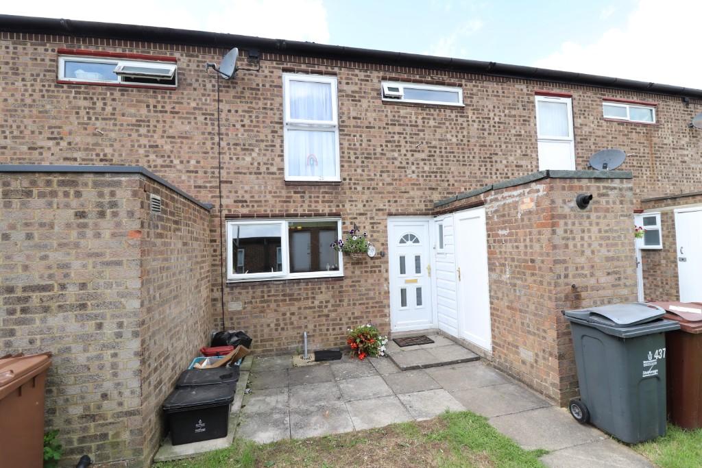 3 bedroom terraced house for sale in Canterbury Way, Stevenage