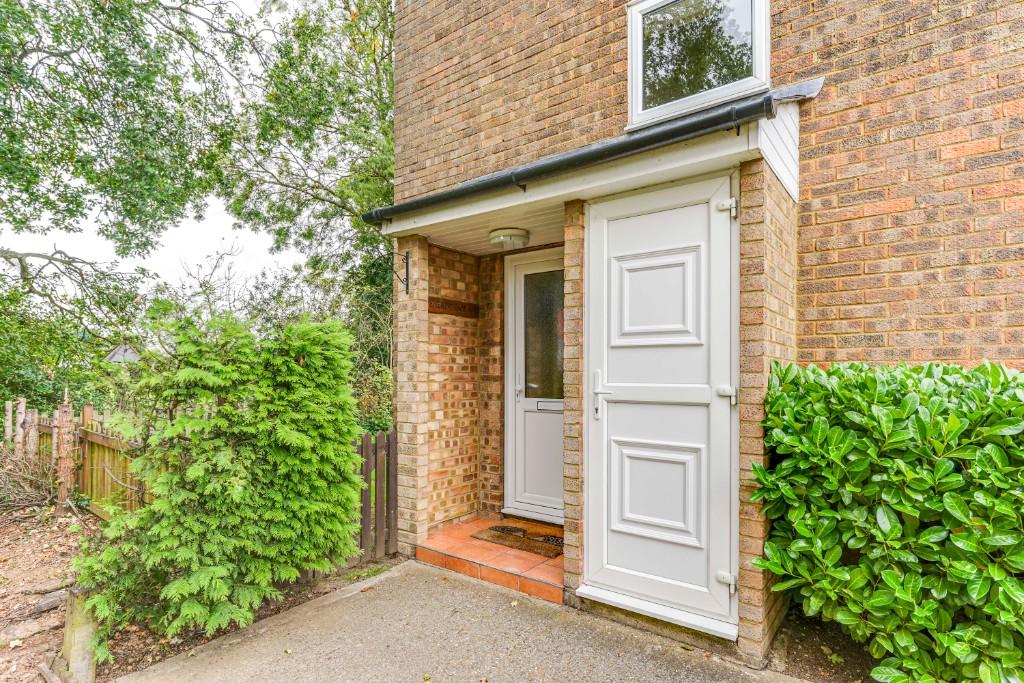 3 bedroom detached house for sale in Sheringham Avenue, Stevenage