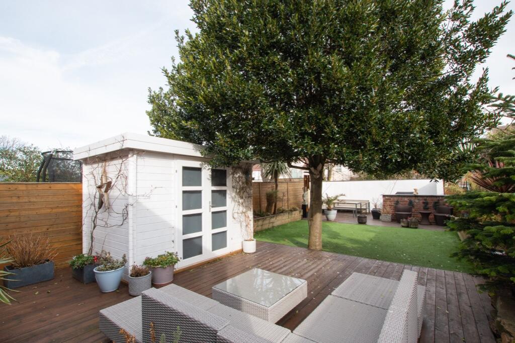 Additional property image - Queens Road, CH47