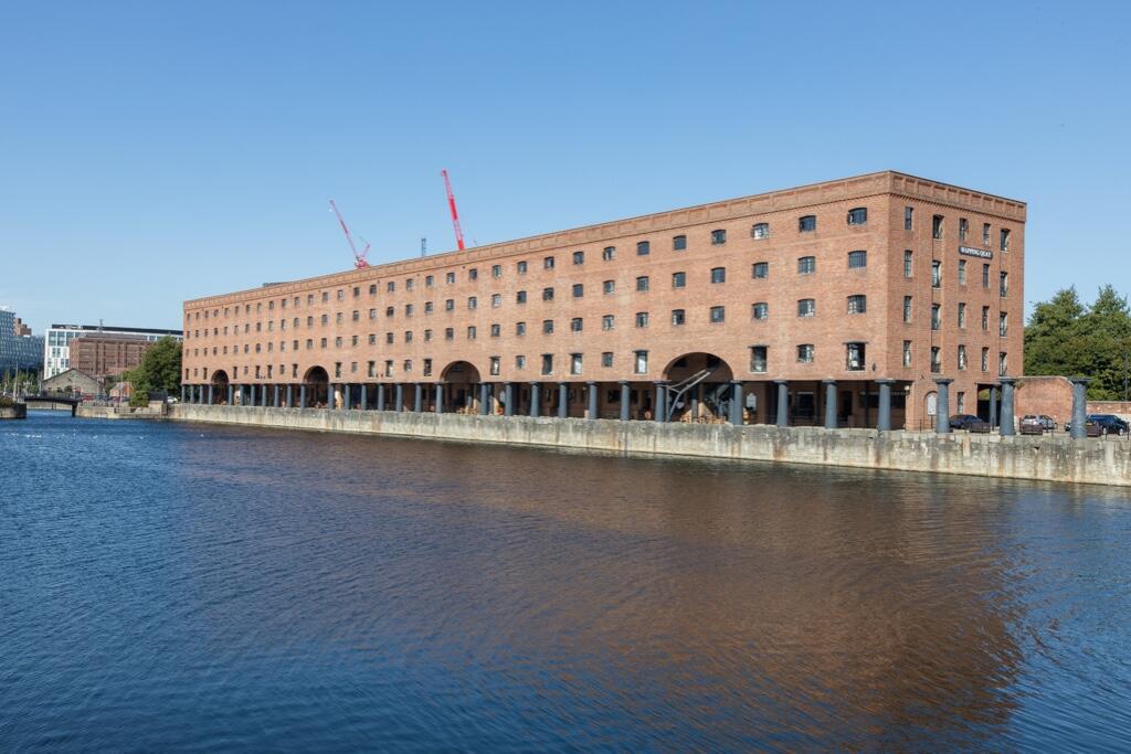 Bedroom Apartment For Sale In Wapping Quay Liverpool Merseyside L