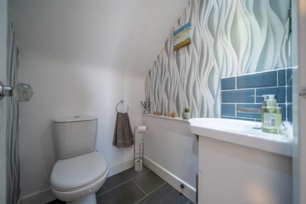 Additional property image - Garden Hey Road, CH47