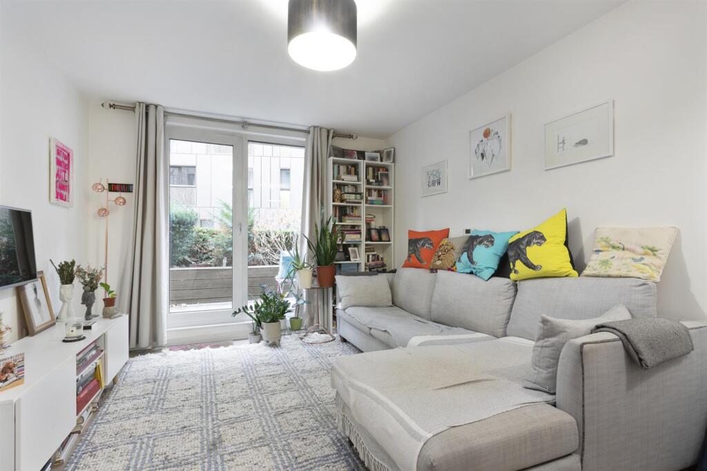 Main image of property: Woods House, Grosvenor Waterside, 7 Gatliff Road
