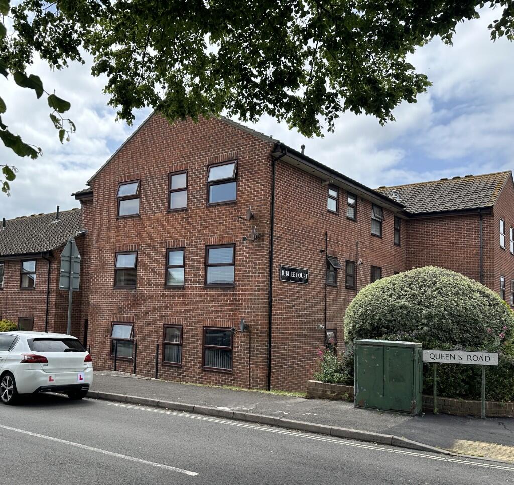 Main image of property: Spa Road, Weymouth, Dorset, DT3