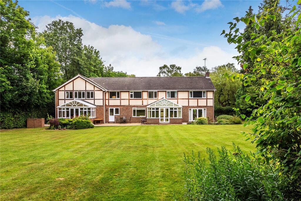 Main image of property: Highlands Park, Leatherhead, Surrey, KT22