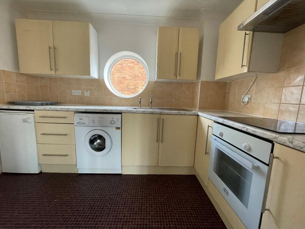Additional property image - Colne Road, Halstead, Essex, CO9