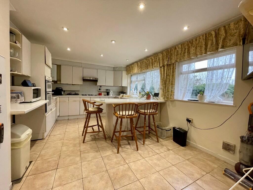 Additional property image - Howe Chase, Halstead, Essex, CO9