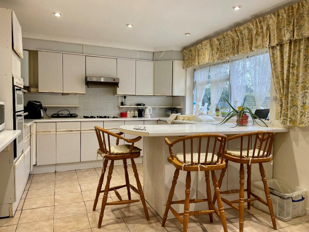 Additional property image - Howe Chase, Halstead, Essex, CO9