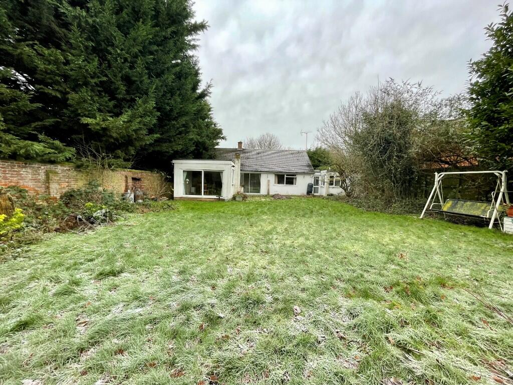 Additional property image - Howe Chase, Halstead, Essex, CO9