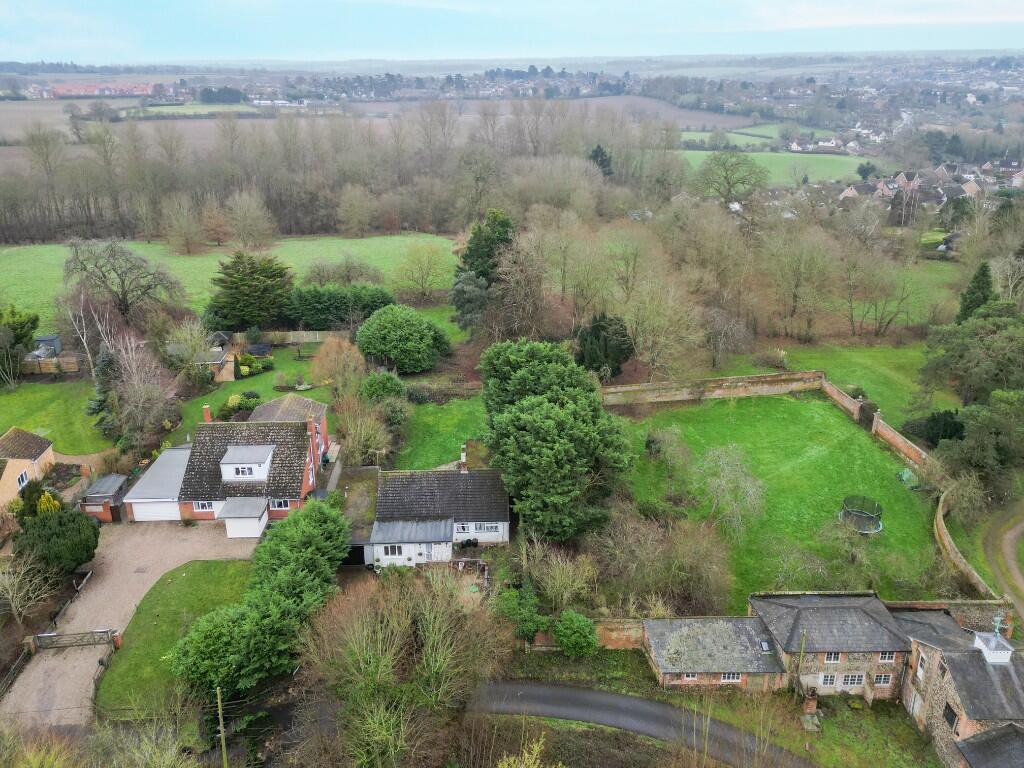 Additional property image - Howe Chase, Halstead, Essex, CO9