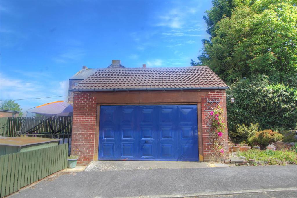 3 bedroom detached bungalow for sale in Pinedale Drive, South Hetton