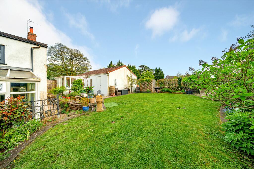 4 bedroom semidetached house for sale in Pye Corner, Hambrook, Bristol