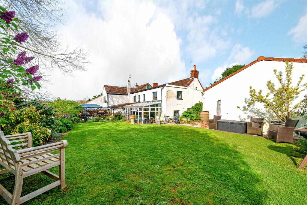 4 bedroom semidetached house for sale in Pye Corner, Hambrook, Bristol