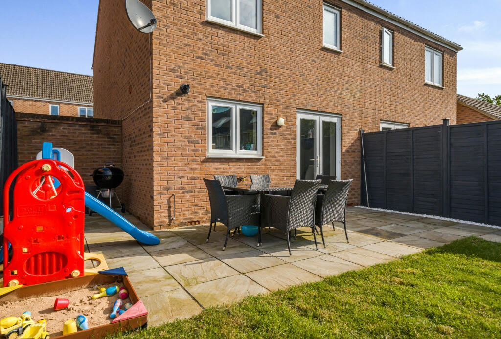 3 bedroom semidetached house for sale in Wylington Road, Frampton Cotterell, Bristol