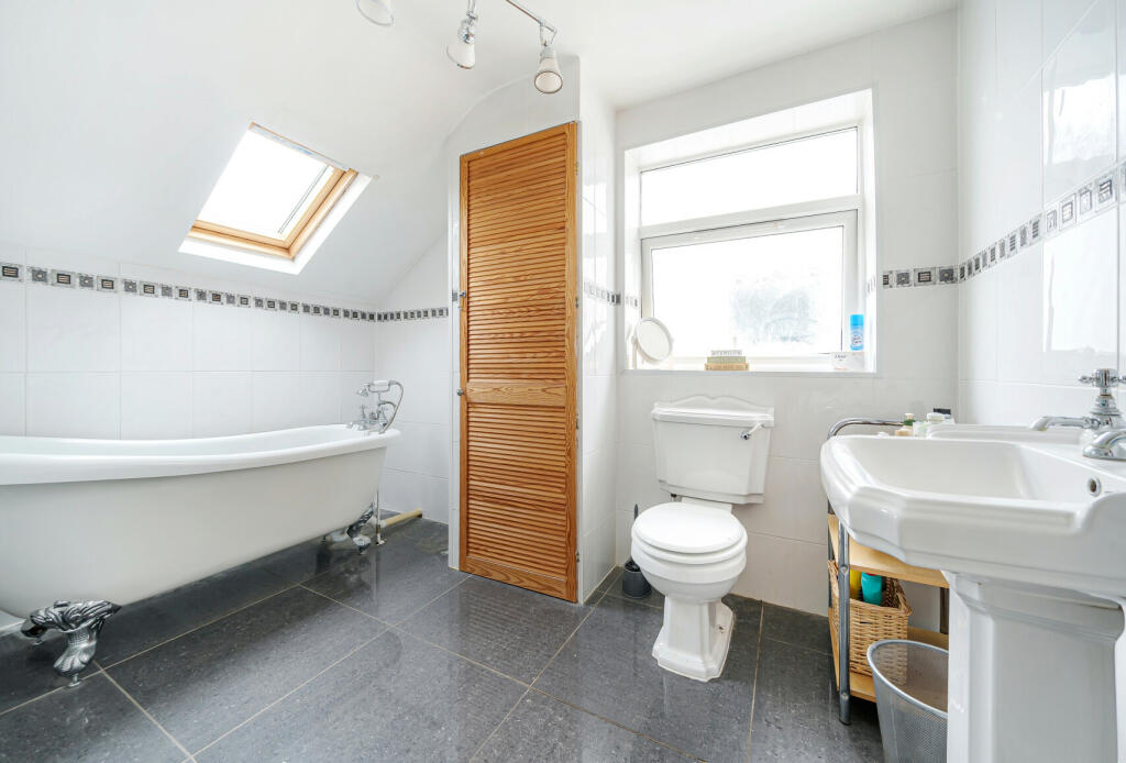 Additional property image - Manor Grove, Patchway, South Gloucestershire, BS34