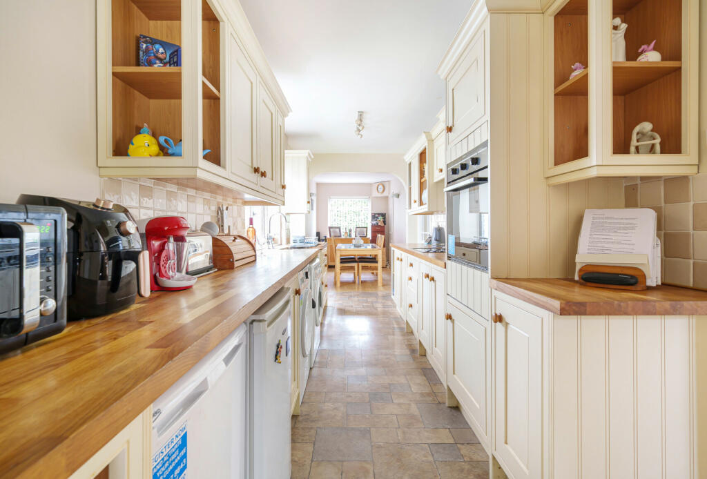 Additional property image - Manor Grove, Patchway, South Gloucestershire, BS34