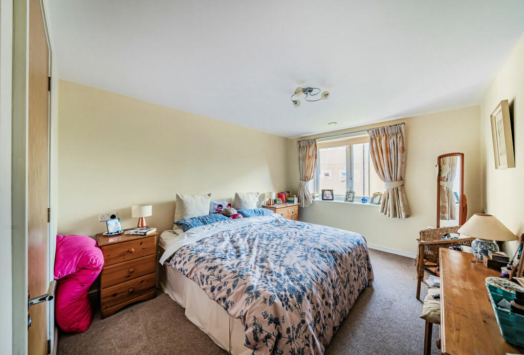 Additional property image - Savages Wood Road, Bradley Stoke, Bristol, Gloucestershire, BS32