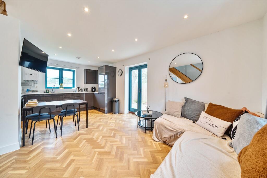 Additional property image - Church Road, Frampton Cotterell, Bristol, Gloucestershire, BS36