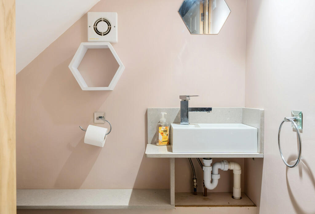 Additional property image - Station Road, Winterbourne Down, Bristol, Gloucestershire, BS36