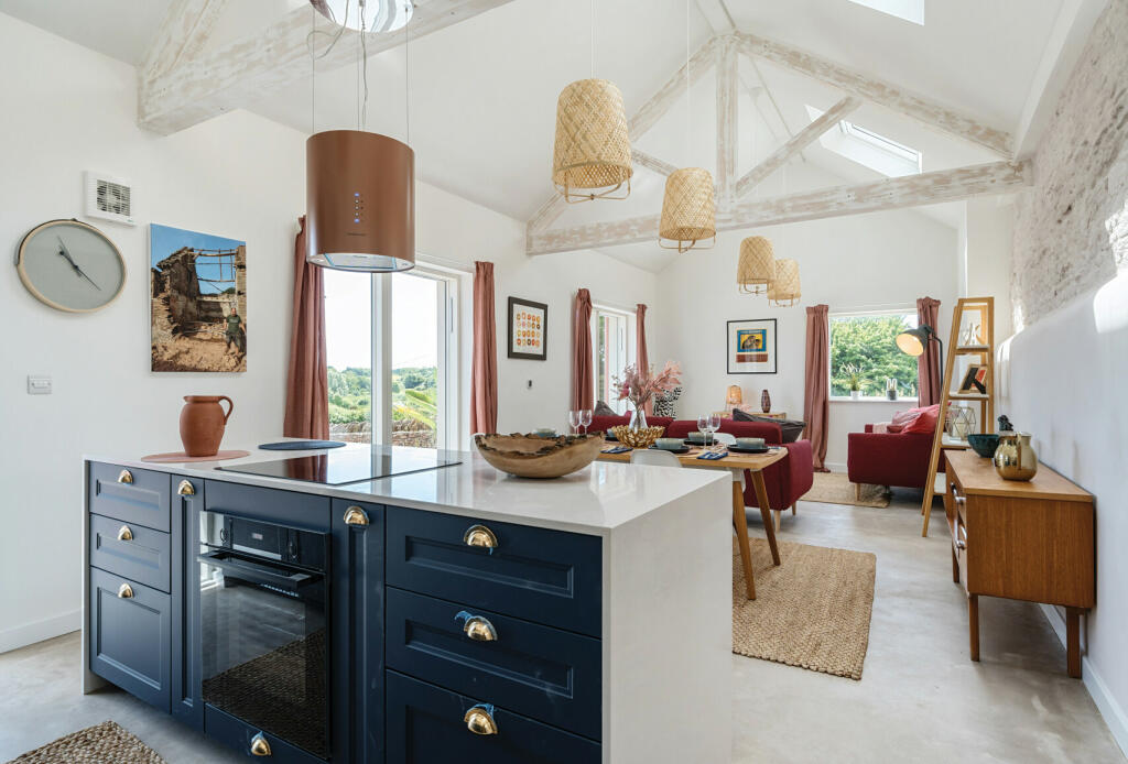 Additional property image - Ivory Hill Farm, Winterbourne, Bristol, Gloucestershire, BS36