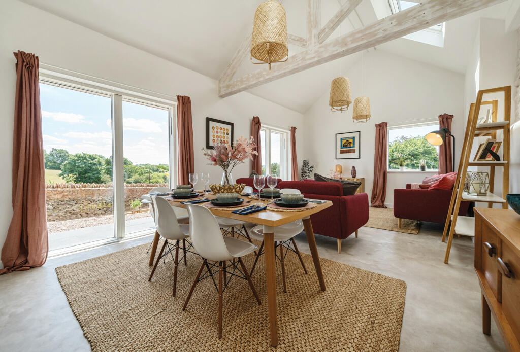 Additional property image - Ivory Hill Farm, Winterbourne, Bristol, Gloucestershire, BS36