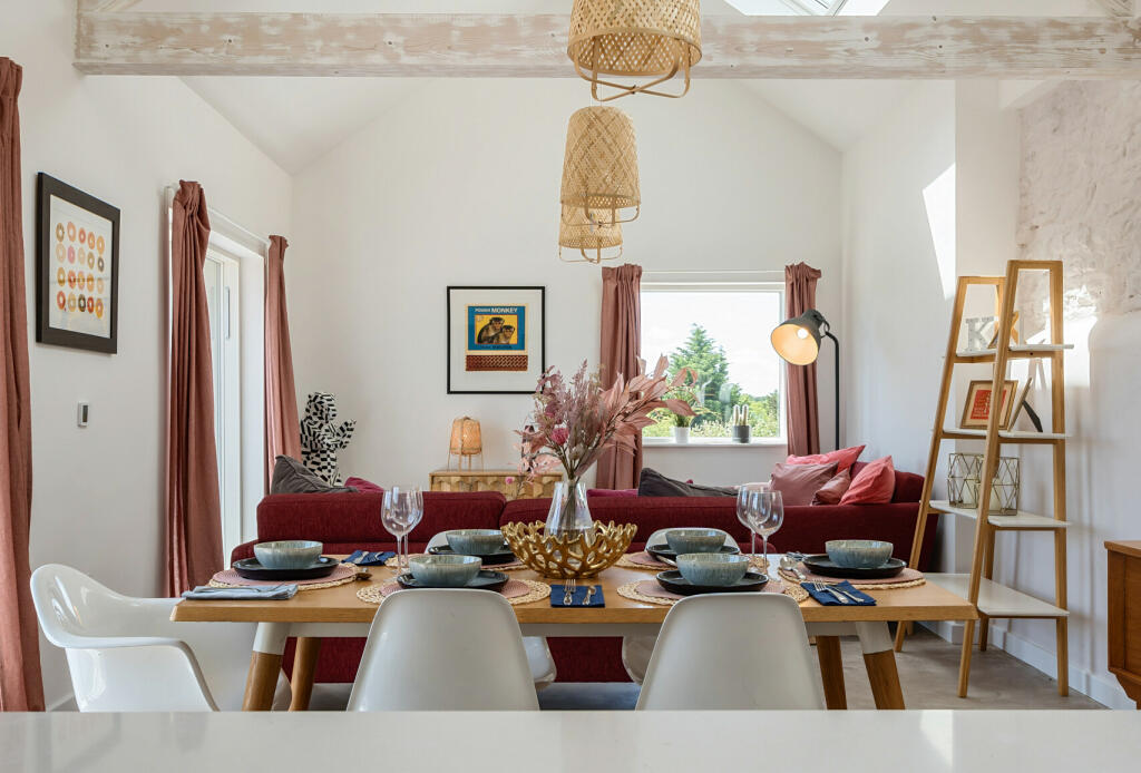 Additional property image - Ivory Hill Farm, Winterbourne, Bristol, Gloucestershire, BS36