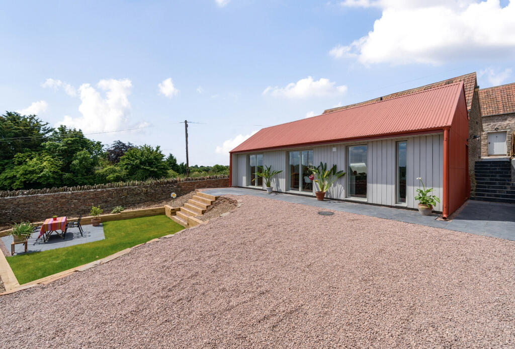Additional property image - Ivory Hill Farm, Winterbourne, Bristol, Gloucestershire, BS36