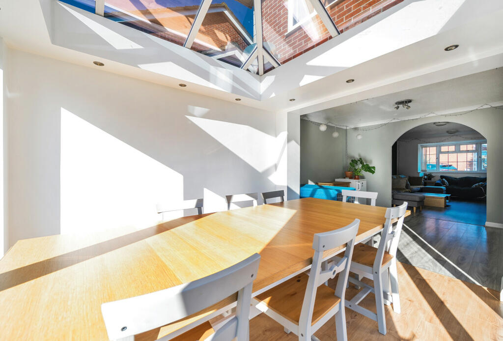 Additional property image - Crows Grove, Bradley Stoke, Bristol, Gloucestershire, BS32