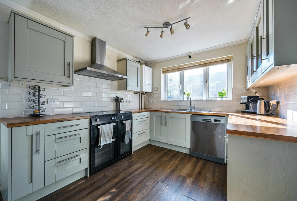 Additional property image - Crows Grove, Bradley Stoke, Bristol, Gloucestershire, BS32