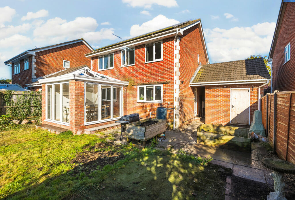 Additional property image - Crows Grove, Bradley Stoke, Bristol, Gloucestershire, BS32