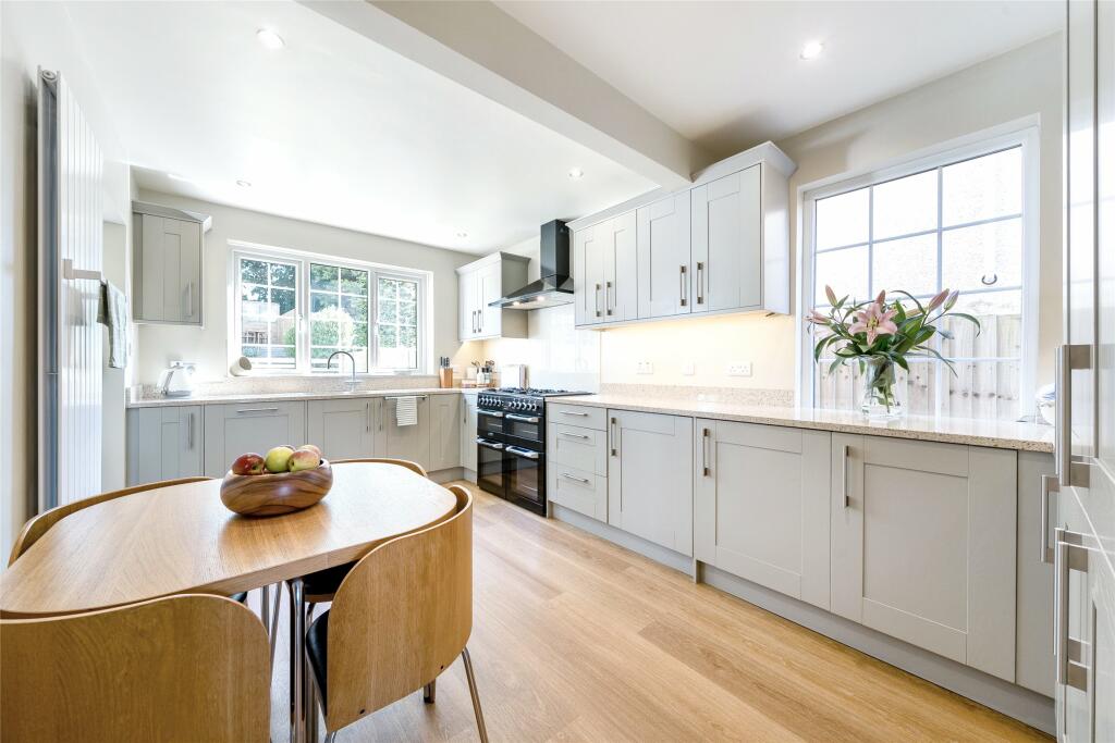 Additional property image - Vicarage Road, Coalpit Heath, Bristol, Gloucestershire, BS36