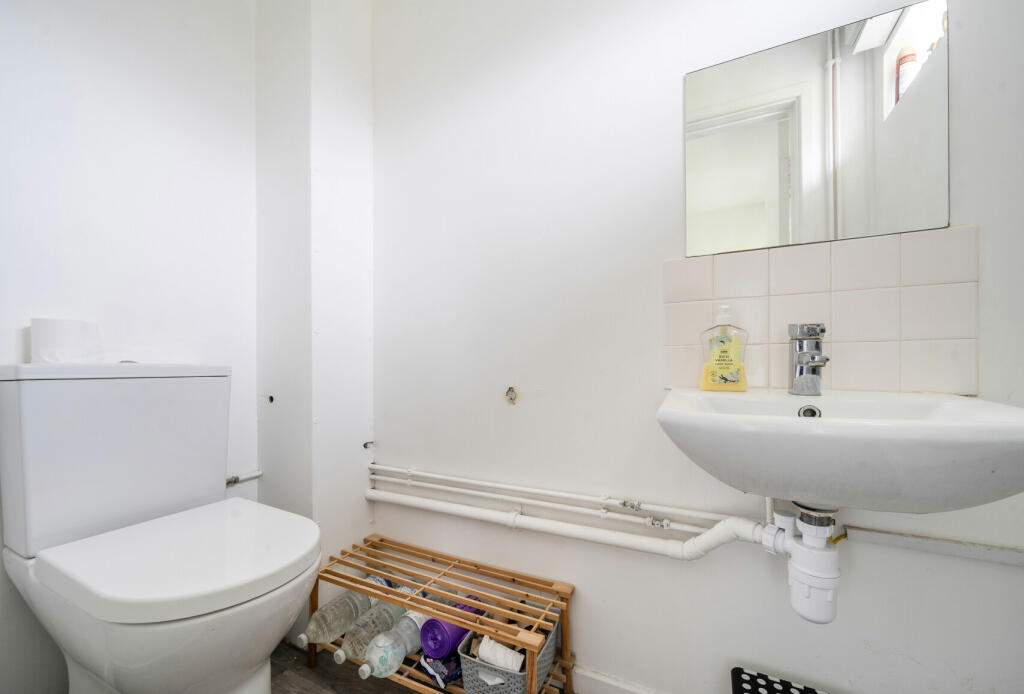 Additional property image - Dragon Road, Winterbourne, Bristol, Gloucestershire, BS36