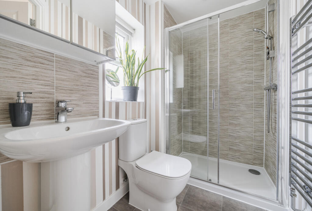 Additional property image - Farmers Walk, Thornbury, South Gloucestershire, BS35
