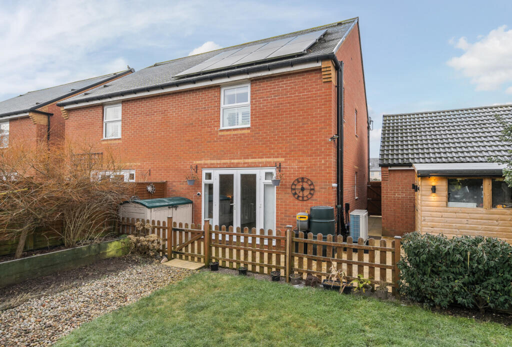 Additional property image - Farmers Walk, Thornbury, South Gloucestershire, BS35