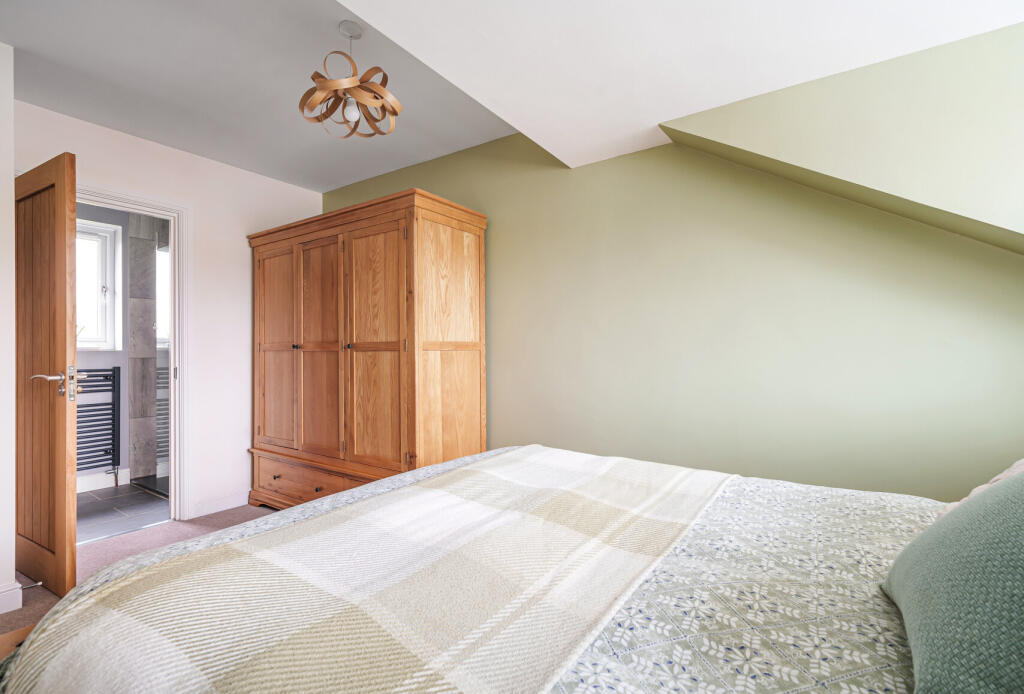 Additional property image - Lavender Close, Thornbury, Bristol, Gloucestershire, BS35