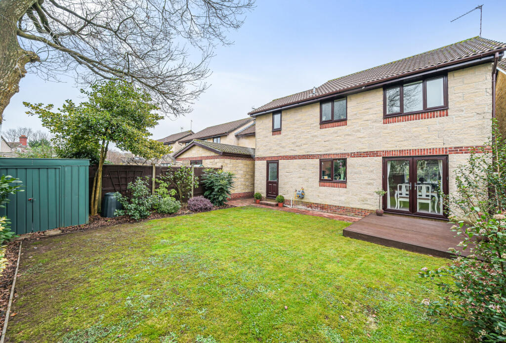 Additional property image - Lavender Close, Thornbury, Bristol, Gloucestershire, BS35