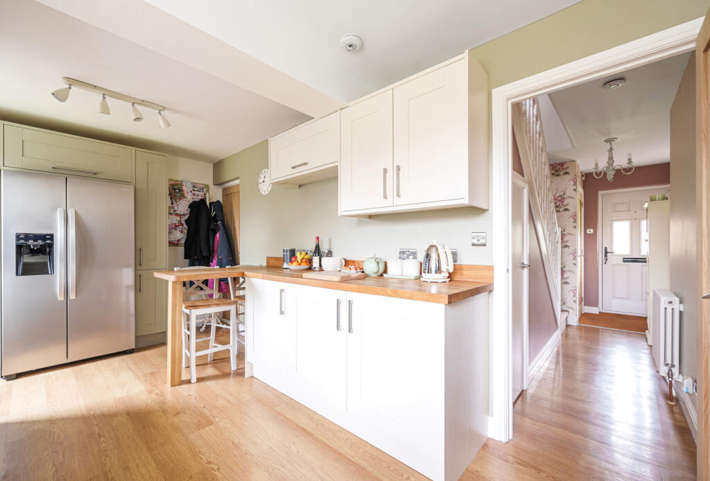 Additional property image - Lavender Close, Thornbury, Bristol, Gloucestershire, BS35