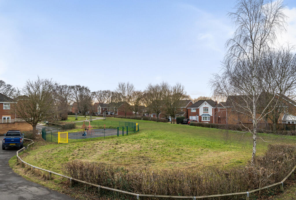 Additional property image - Blackberry Drive, Frampton Cotterell, Bristol, Gloucestershire, BS36