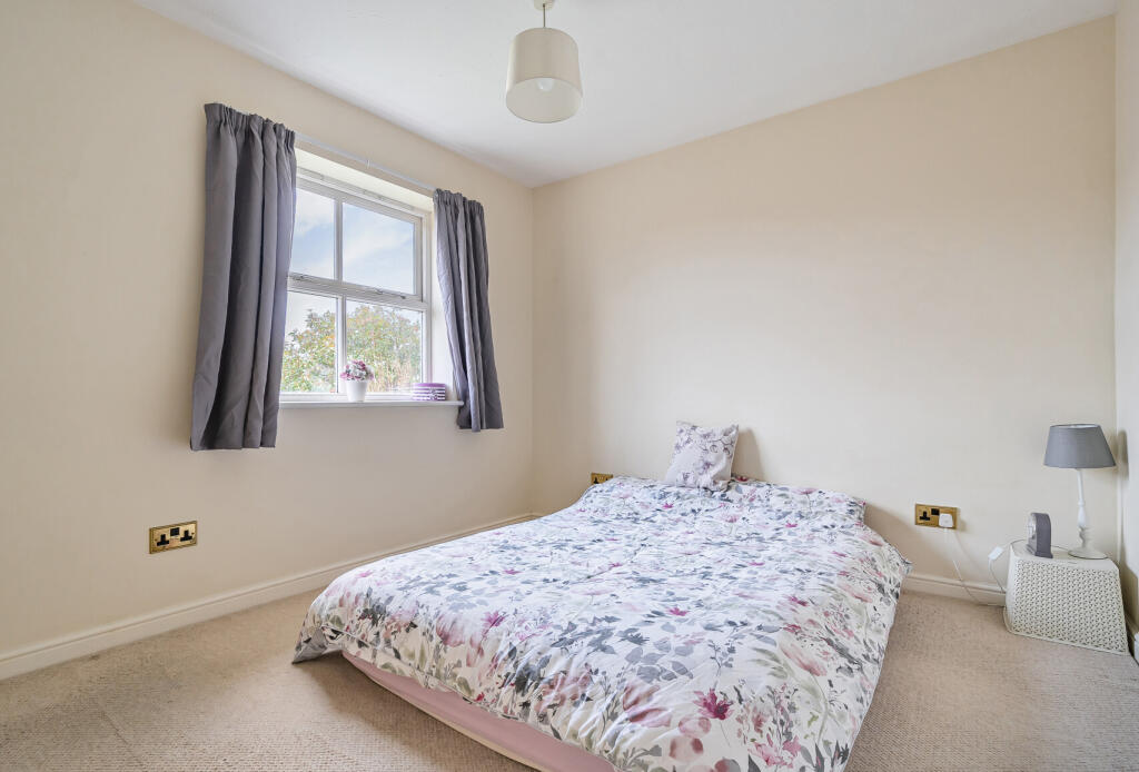 Additional property image - Blackberry Drive, Frampton Cotterell, Bristol, Gloucestershire, BS36