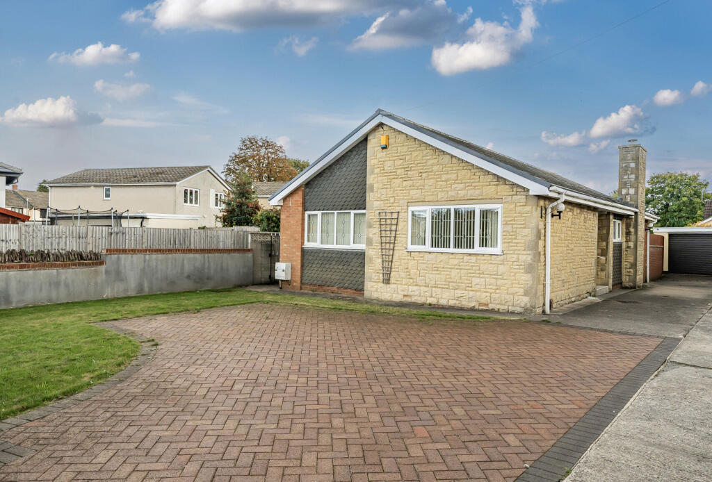 Main image of property: School Road, Frampton Cotterell, Bristol, Gloucestershire, BS36