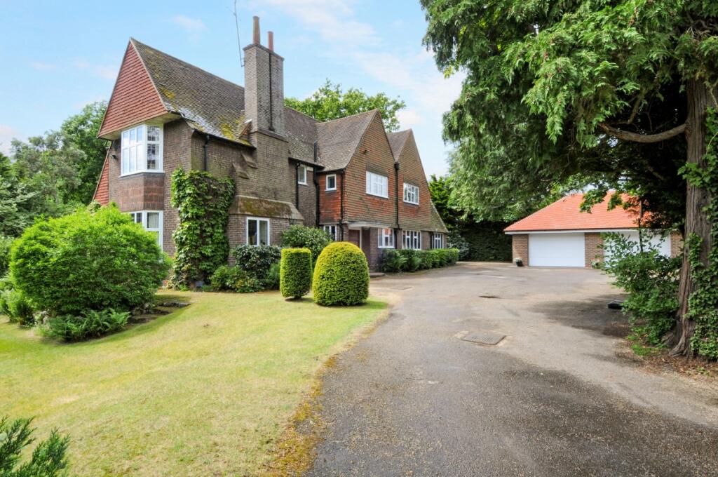 Main image of property: Ridgway Road, Pyrford GU22