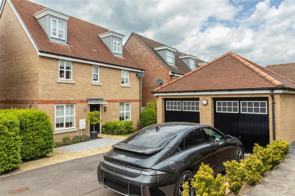 Main image of property: Pipkin Drive, Buntingford