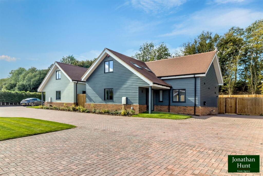 Main image of property: Prestwick Drive, Buntingford