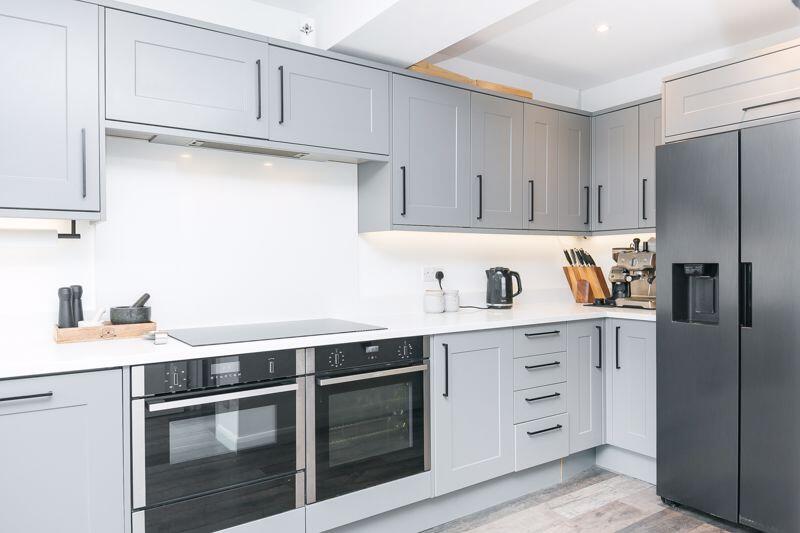 Additional property image - Hamond Close, South Croydon