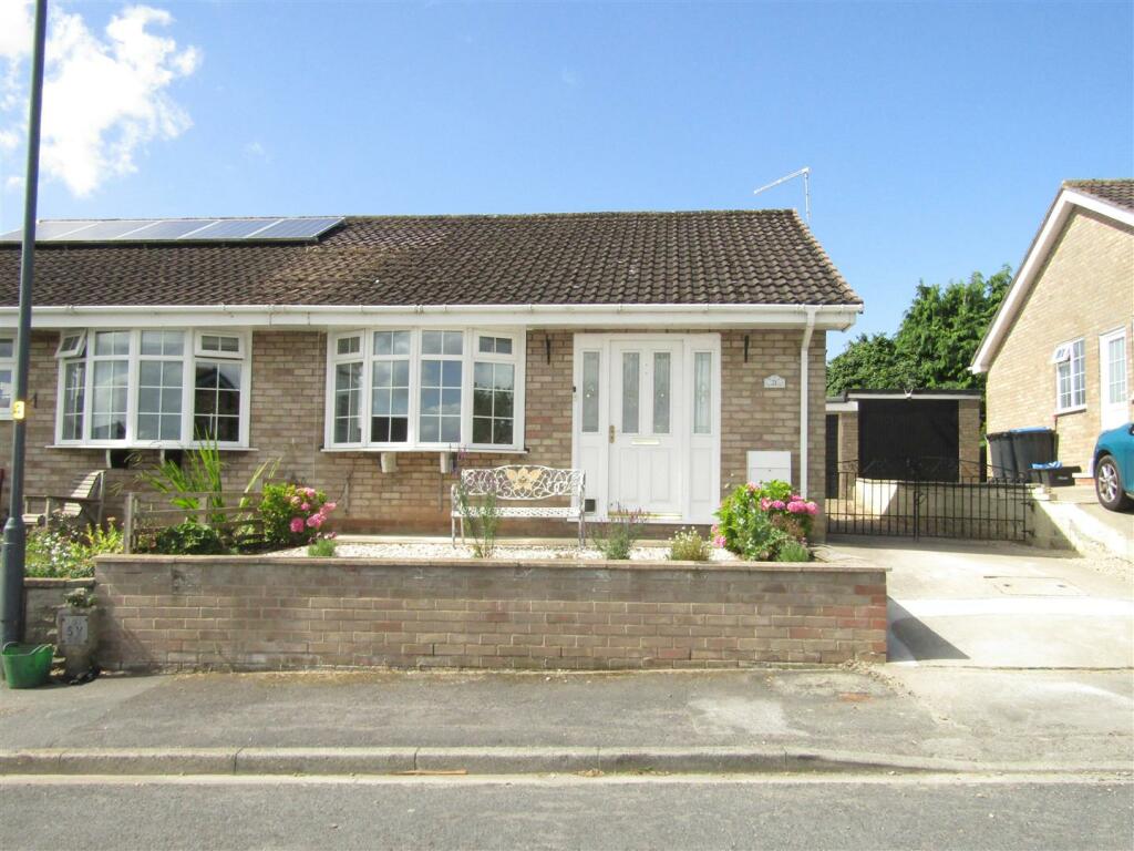 2 bedroom bungalow for rent in Hill View, Boroughbridge, Kirby Hill, YO51