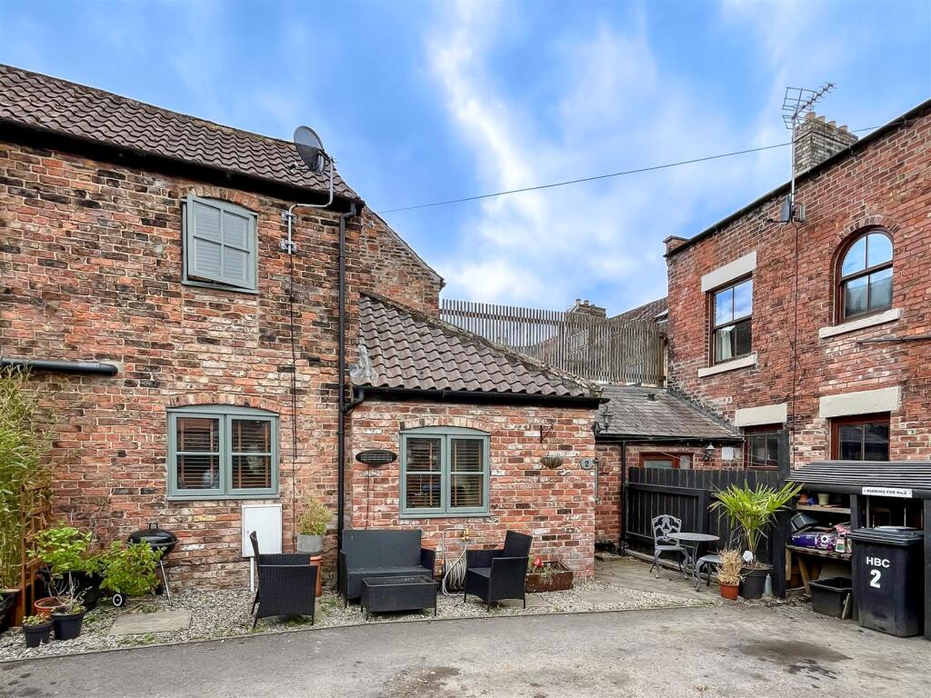 Main image of property: Back Lane, Boroughbridge, York