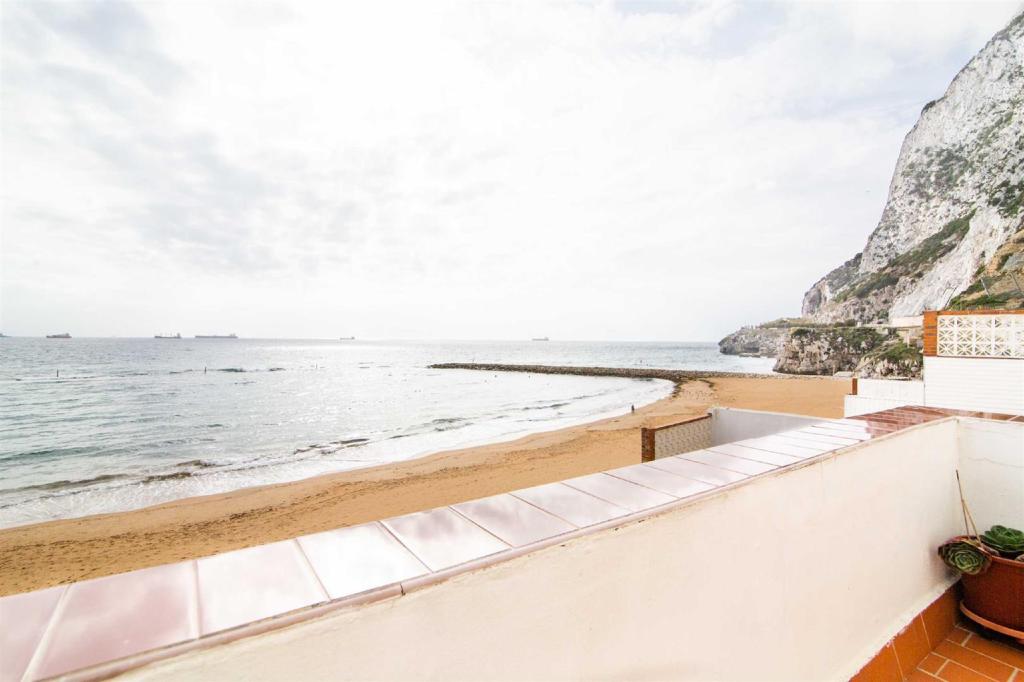 1 bedroom apartment for sale in Both Worlds, GIbraltar, Gibraltar