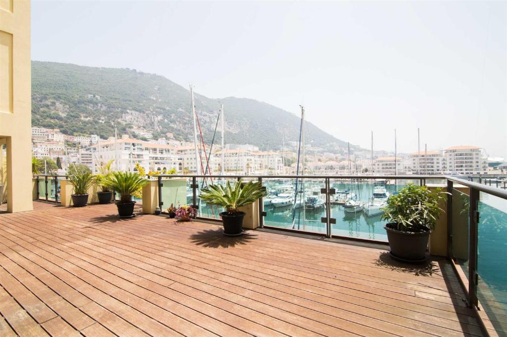 6 bedroom apartment for sale in The SaIls, GIbraltar, Gibraltar