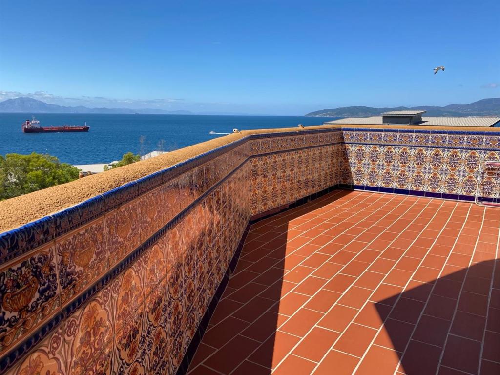 4 Bedroom House For Sale In South District Gibraltar Gibraltar   162083 162083 15389668 IMG 01 0001 